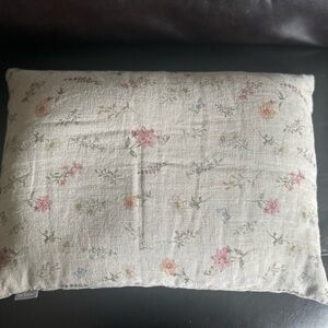 35 x 50 cm / 14 x 20” linen buckwheat pillow